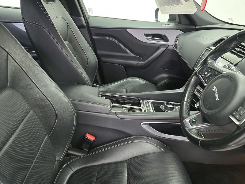 Used Jaguar F-Pace 2017 for sale - 77591413: Photo 8