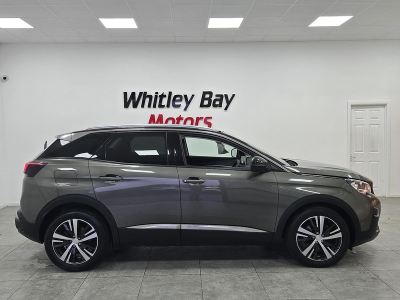 Used Peugeot 3008 2019 for sale - 76946784: Photo 2
