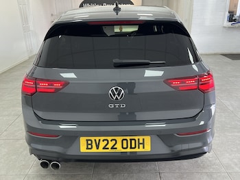 Used Volkswagen Golf 2022 for sale - 78150600: Photo