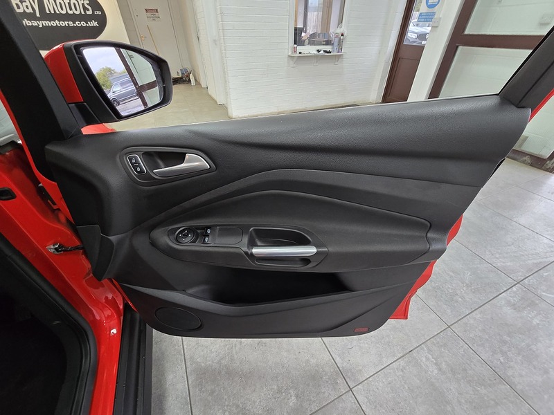 Used Ford C-Max 2017 for sale - 76430505: Photo 13