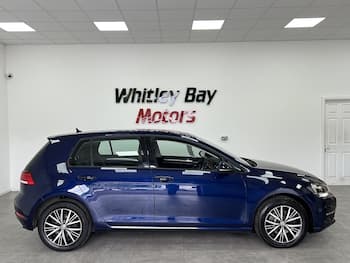 Used Volkswagen Golf 2017 for sale - 79691990: Photo