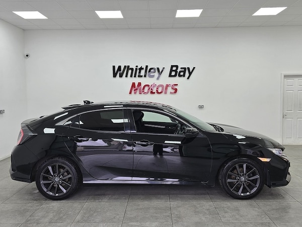 Used Honda Civic 2021 for sale - 75148982: Photo 2