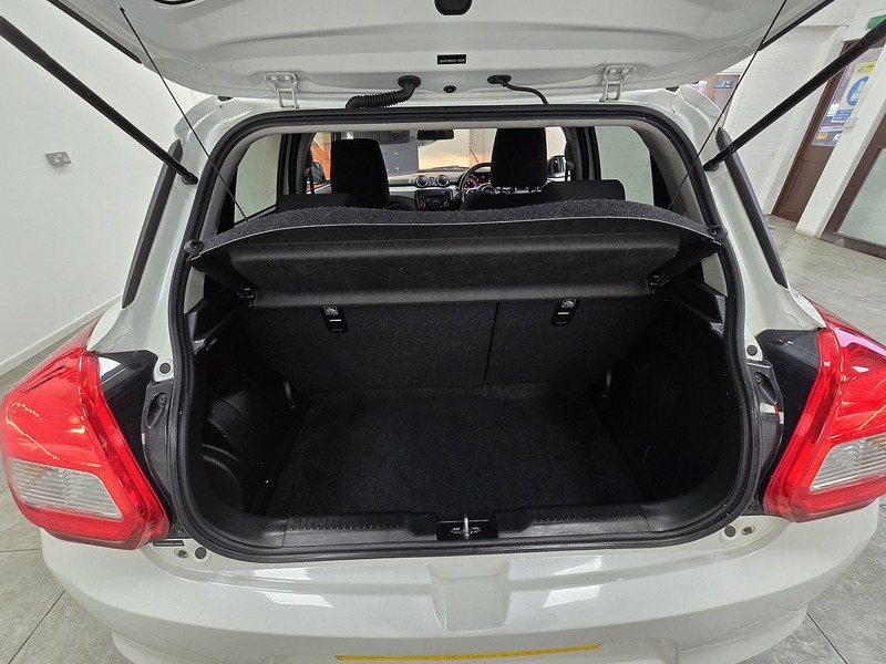 Used Suzuki Swift 2018 for sale - 76863531: Photo 14