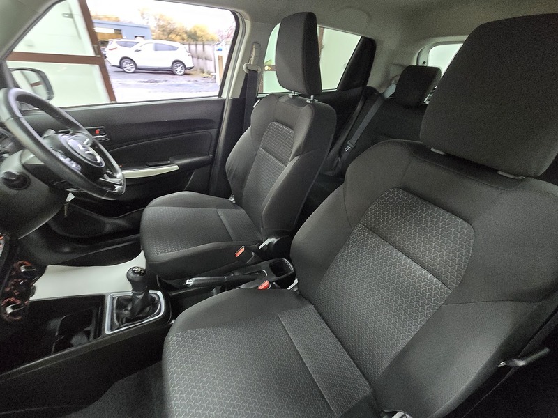 Used Suzuki Swift 2018 for sale - 76863531: Photo 16