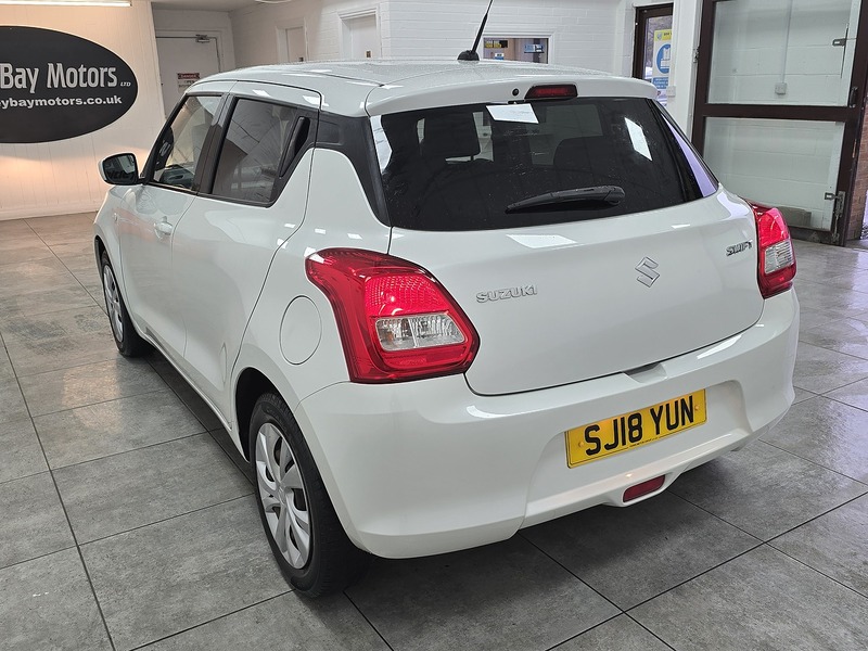 Used Suzuki Swift 2018 for sale - 76863531: Photo 5