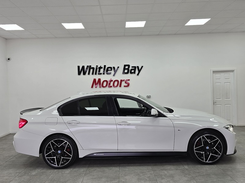 Used BMW 3 Series 2018 for sale - 76542854: Photo 2