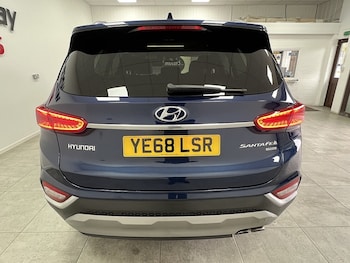 Used Hyundai Santa Fe 2019 for sale - 77998364: Photo