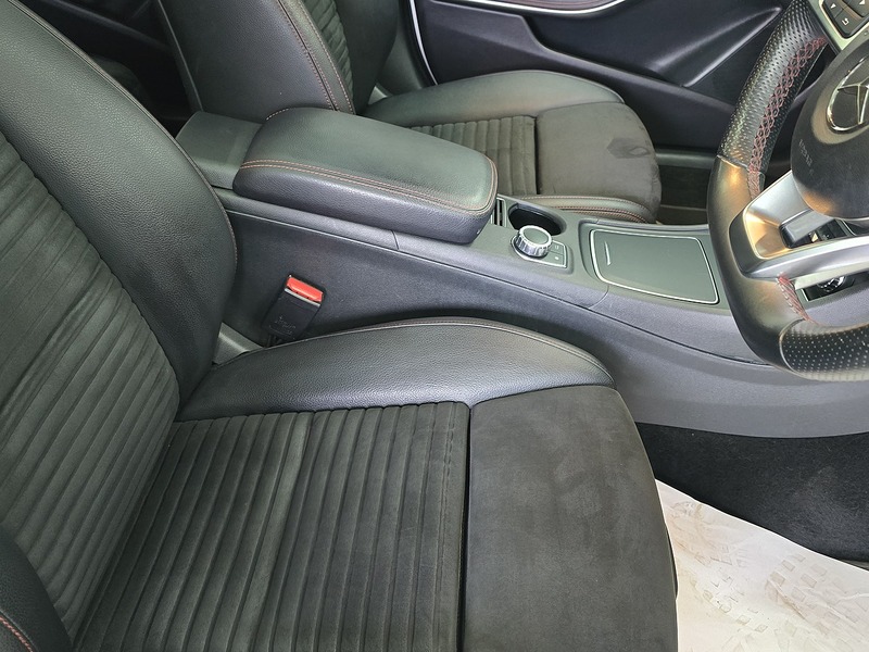 Used Mercedes-Benz A-Class 2017 for sale - 76364427: Photo 8