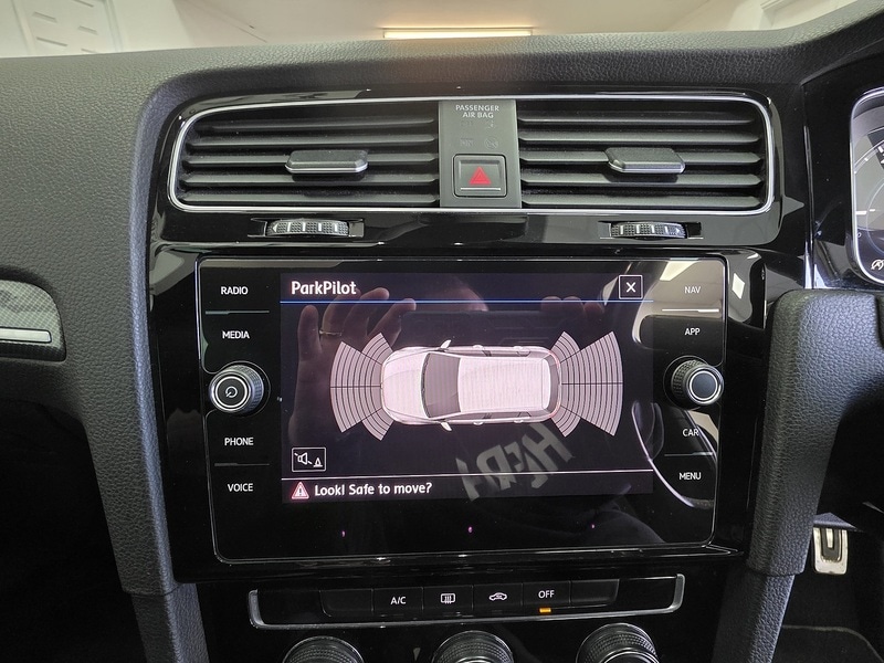 Used Volkswagen Golf 2017 for sale - 78045100: Photo 10