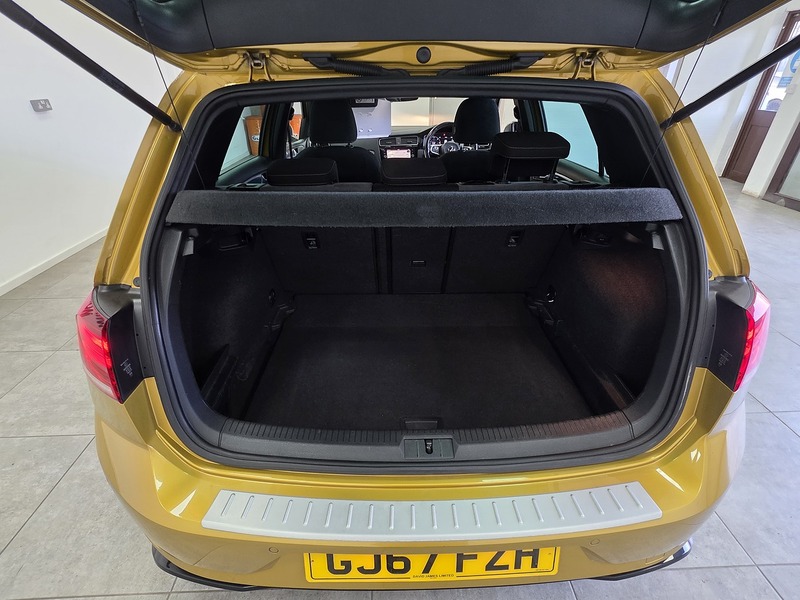 Used Volkswagen Golf 2017 for sale - 78045100: Photo 17