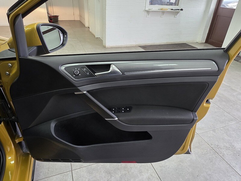 Used Volkswagen Golf 2018 for sale - 77984855: Photo 14