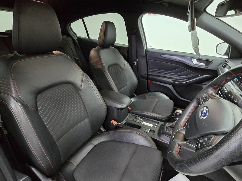 Used Ford Focus 2019 for sale - 76510322: Photo 14