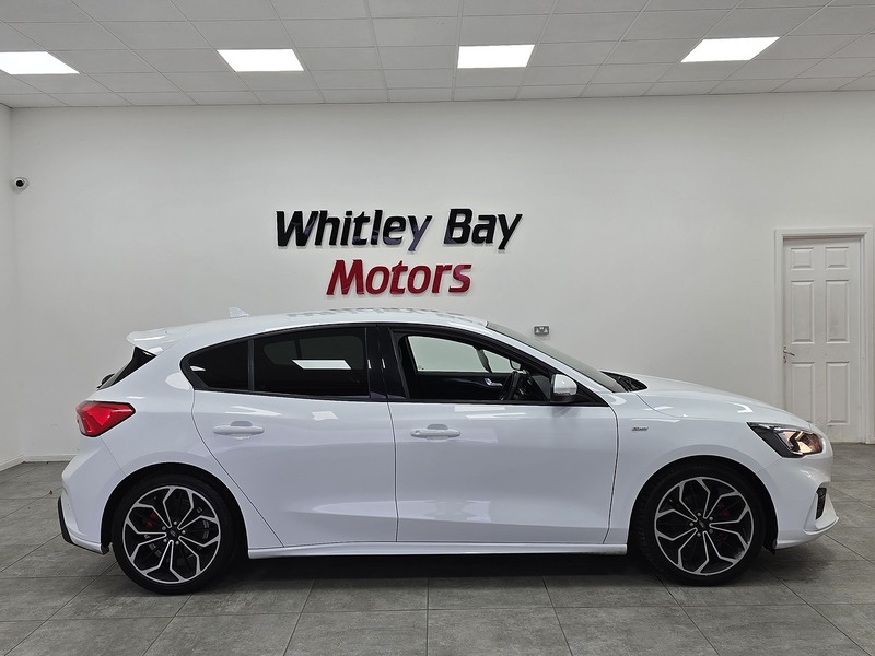 Used Ford Focus 2019 for sale - 76510322: Photo 2