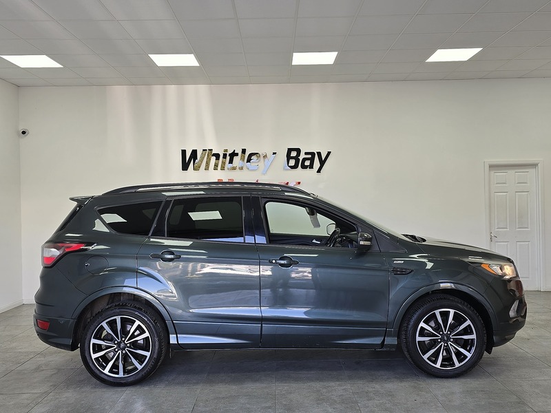 Used Ford Kuga 2017 for sale - 76386786: Photo 2