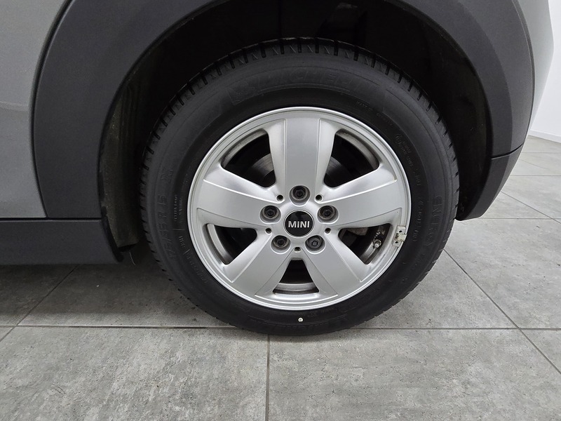Used MINI Hatch 2018 for sale - 76946763: Photo 19