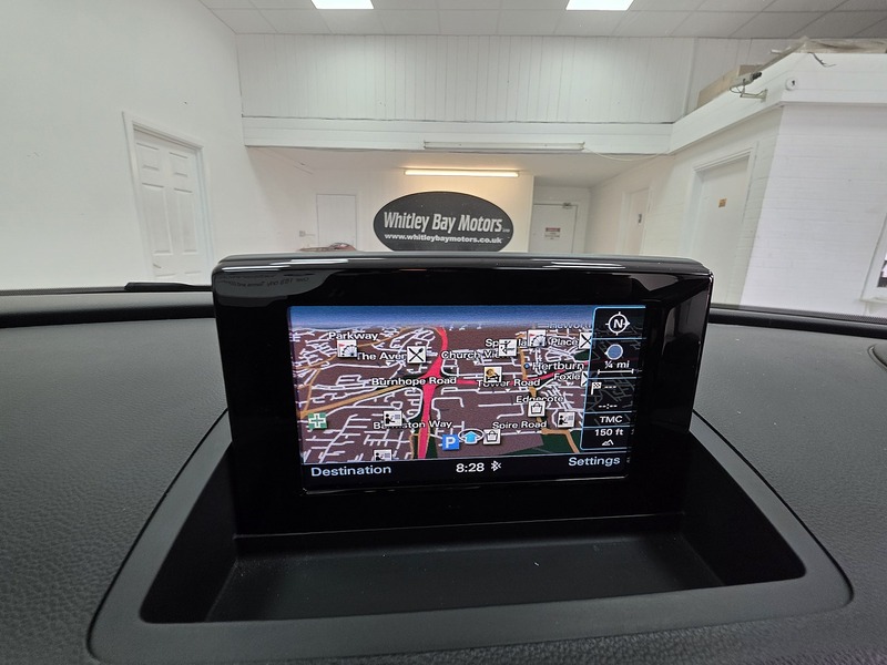 Used Audi Q3 2015 for sale - 77998341: Photo 10