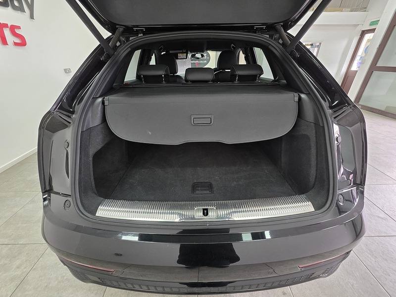 Used Audi Q3 2015 for sale - 77998341: Photo 16