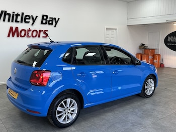 Used Volkswagen Polo 2015 for sale - 79163510: Photo