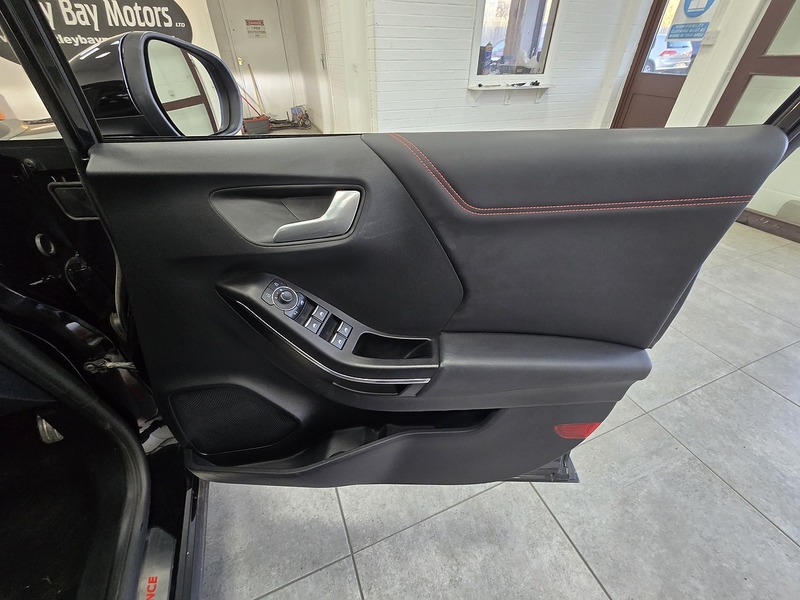 Used Ford Puma 2023 for sale - 76982558: Photo 13