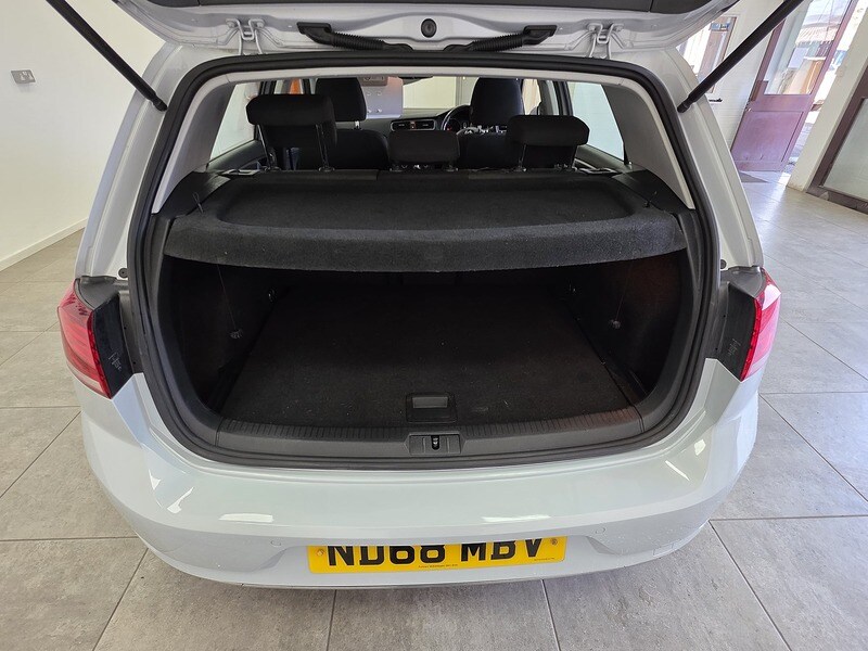 Used Volkswagen Golf 2019 for sale - 78107333: Photo 17