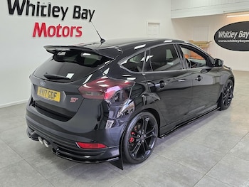 Used Ford Focus 2017 for sale - 76924023: Photo