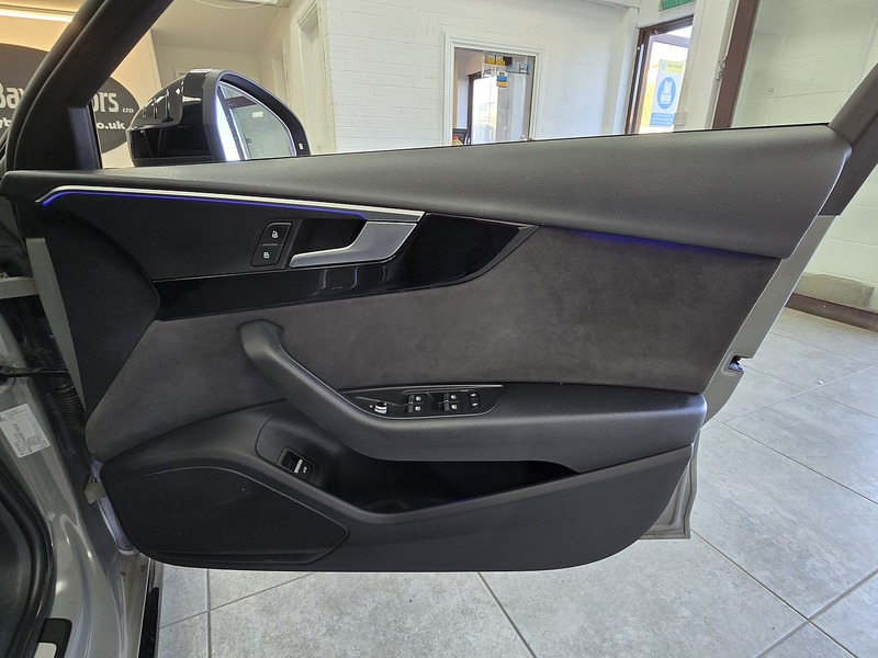 Used Audi A4 2018 for sale - 76341085: Photo 14