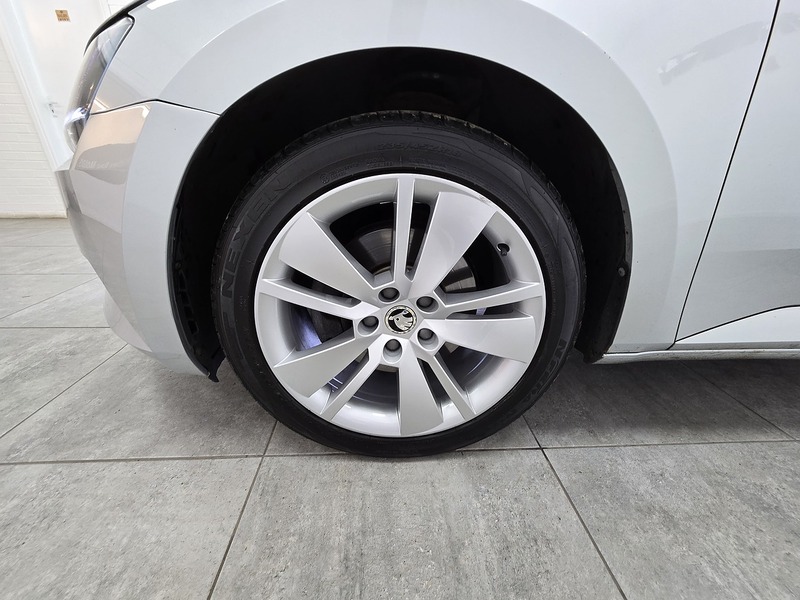 Used Skoda Superb 2016 for sale - 76542856: Photo 19