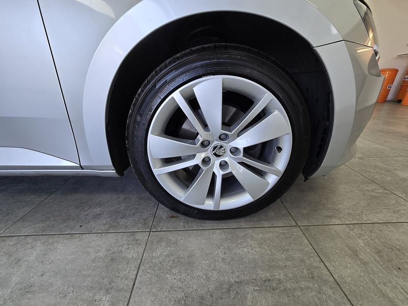 Used Skoda Superb 2016 for sale - 76542856: Photo 22