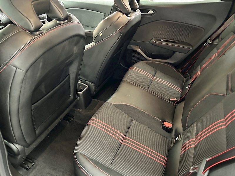 Used Renault Clio 2020 for sale - 76559522: Photo 11