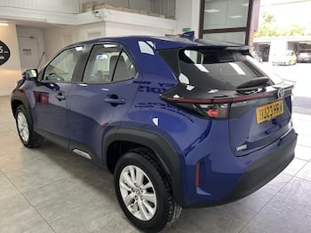Used Toyota Yaris Cross 2023 for sale - 79787672: Photo