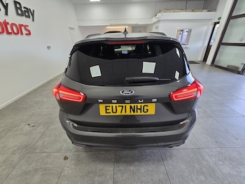 Used Ford Focus 2021 for sale - 77000867: Photo