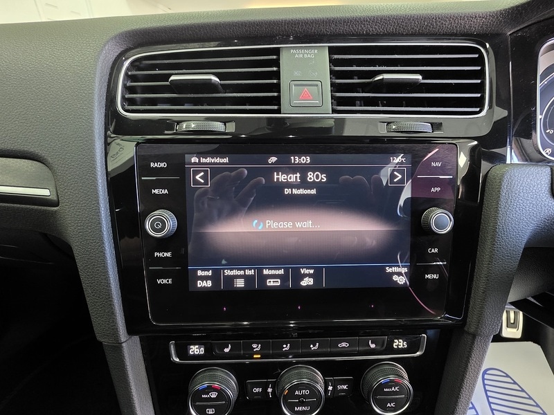 Used Volkswagen Golf 2017 for sale - 78069442: Photo 11