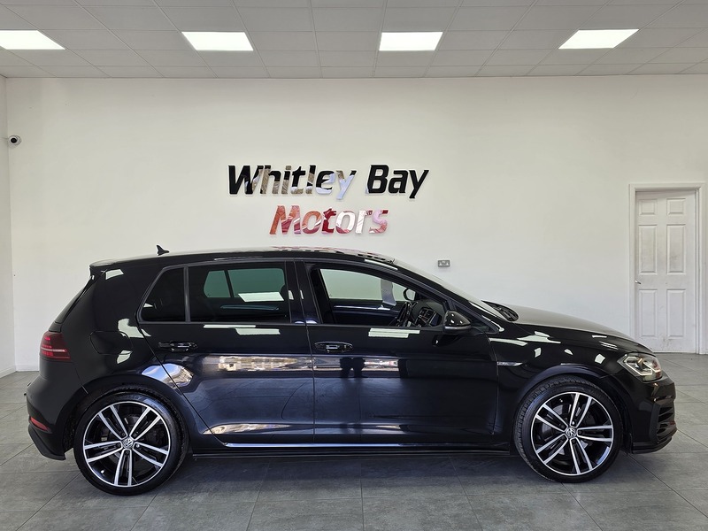 Used Volkswagen Golf 2017 for sale - 78069442: Photo 2