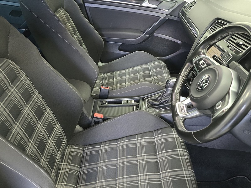 Used Volkswagen Golf 2016 for sale - 76396542: Photo 7