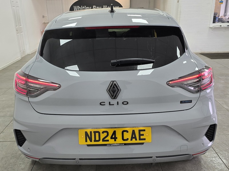 Used Renault Clio 2024 for sale - 77247320: Photo 4
