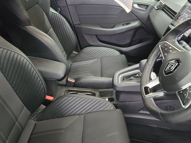 Used Renault Clio 2024 for sale - 77247320: Photo 8