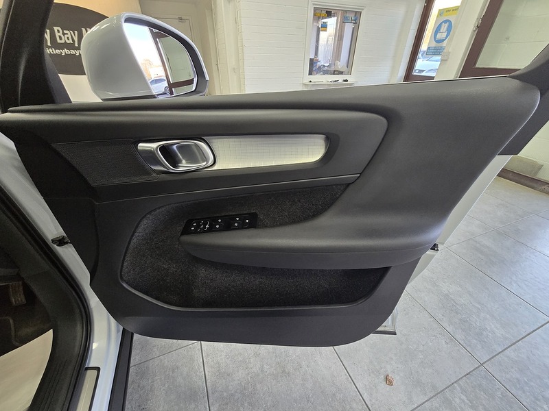 Used Volvo XC40 2021 for sale - 76982552: Photo 15