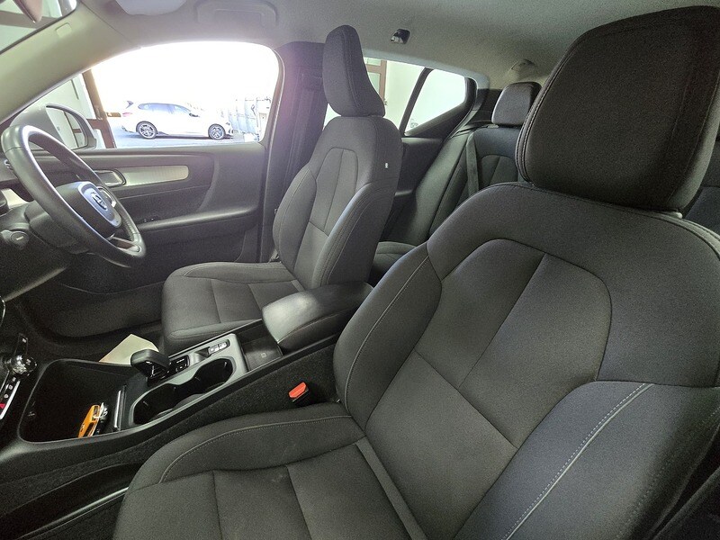 Used Volvo XC40 2021 for sale - 76982552: Photo 20