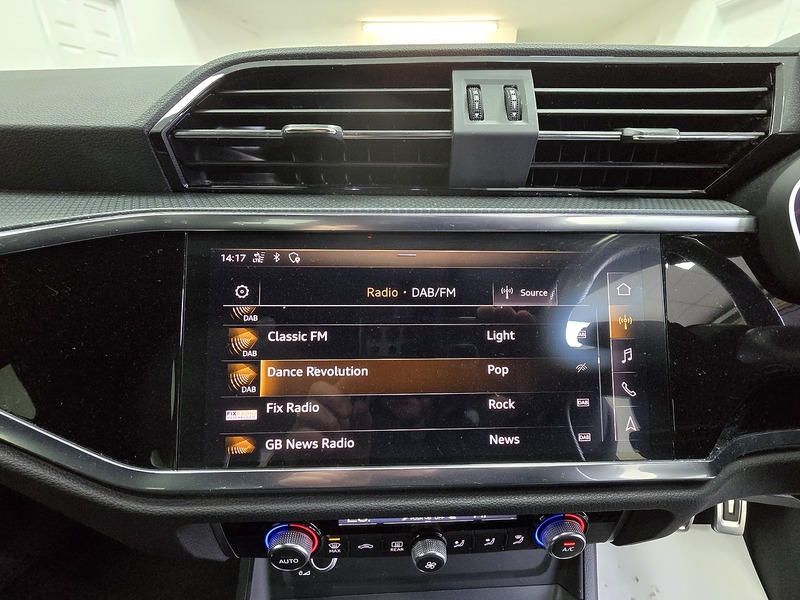 Used Audi Q3 2020 for sale - 76736451: Photo 11