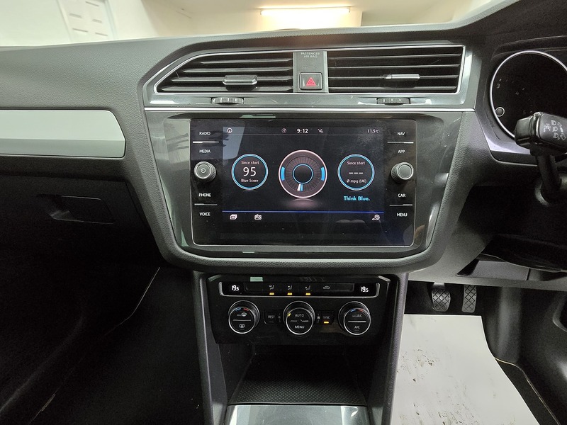 Used Volkswagen Tiguan 2018 for sale - 76163644: Photo 12