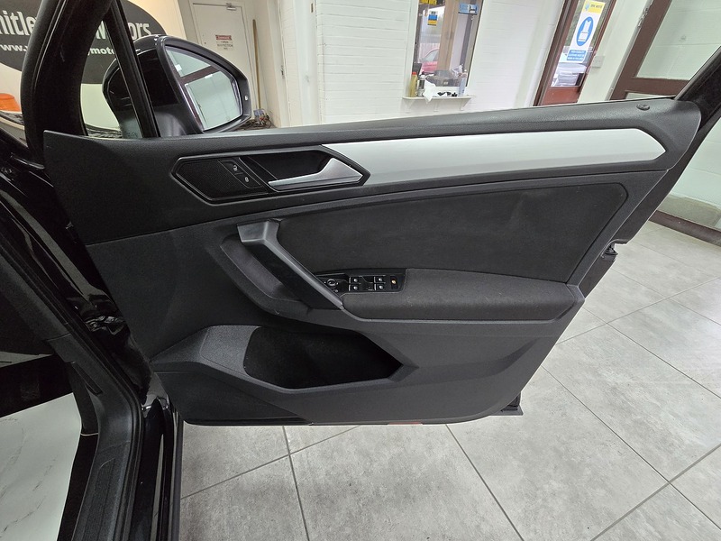 Used Volkswagen Tiguan 2018 for sale - 76163644: Photo 13