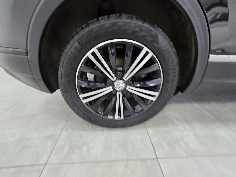 Used Volkswagen Tiguan 2018 for sale - 76163644: Photo 21