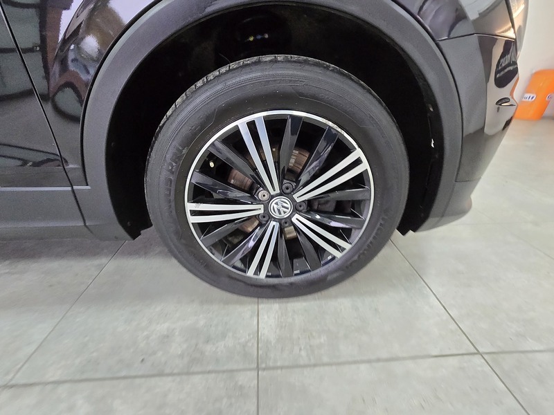 Used Volkswagen Tiguan 2018 for sale - 76163644: Photo 22