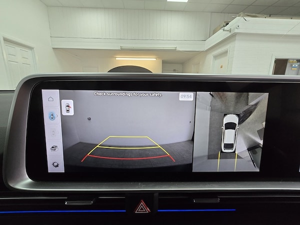 Used Hyundai IONIQ 6 2023 for sale - 75452934: Photo 11
