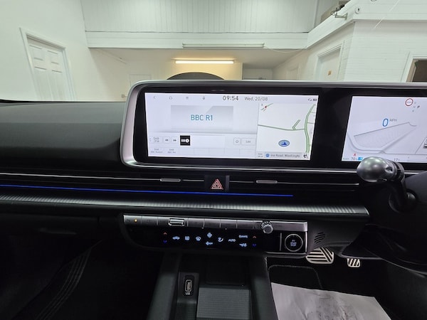 Used Hyundai IONIQ 6 2023 for sale - 75452934: Photo 14