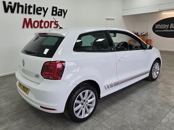 Used Volkswagen Polo 2017 for sale - 77568328: Photo