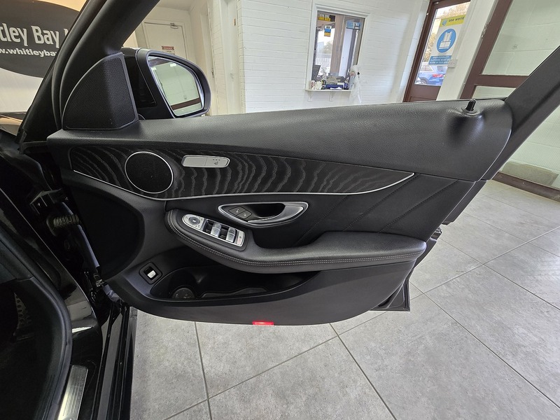 Used Mercedes-Benz C Class 2017 for sale - 76605228: Photo 13