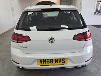 Used Volkswagen Golf 2018 for sale - 78710299: Photo