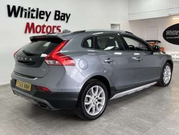Used Volvo V40 Cross Country 2018 for sale - 74784343: Photo