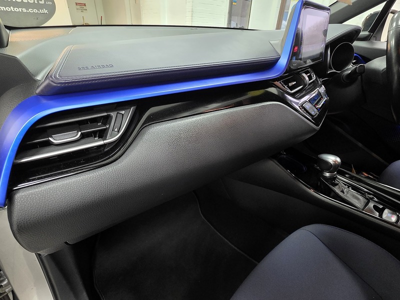 Used Toyota C-HR 2017 for sale - 77651154: Photo 20